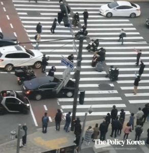 [기자수첩] 점점 과격해지는 전장연 시위, 민주당 나설 차례