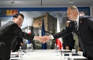 우크라이나 재건 협력 MOU 체결한 韓-폴란드, 양국 협력체계 강화 계기될까