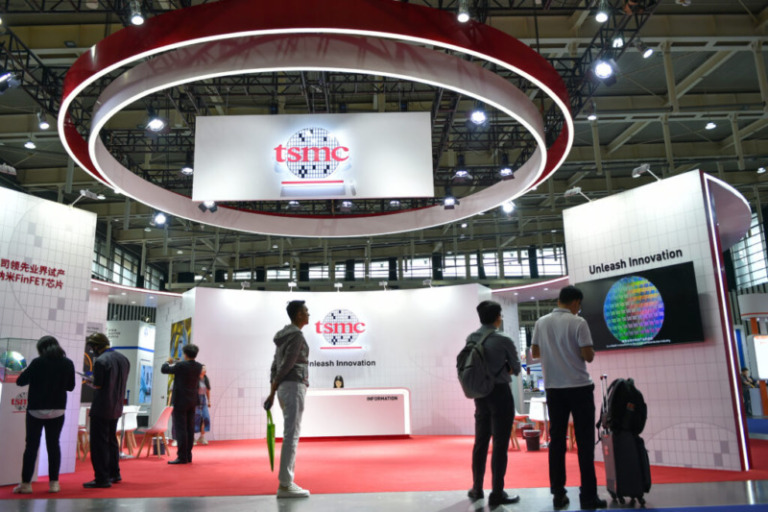 China: Visitors Visit the 2024 World Semiconductor Congress in Nanjing